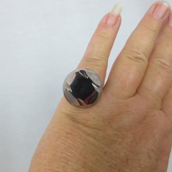 New Mod 60s Silver-tone & Black Glass Geometric Vintage Button Handmade Ring - Picture 2 of 10